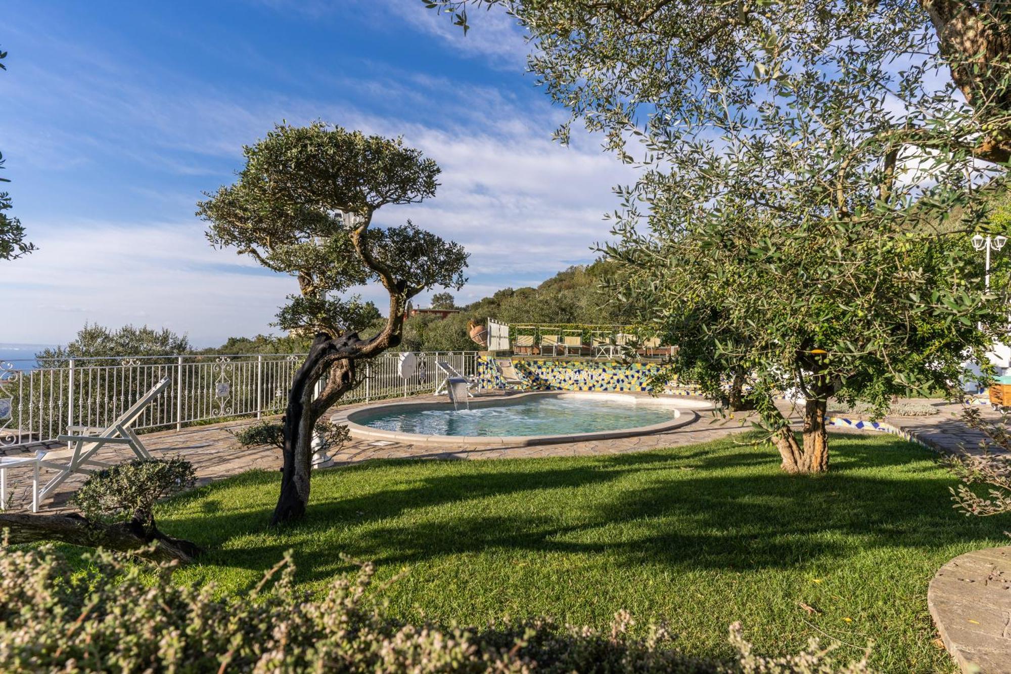Villa Marika - Private Heated Pool Маса Лубрензе Екстериор снимка
