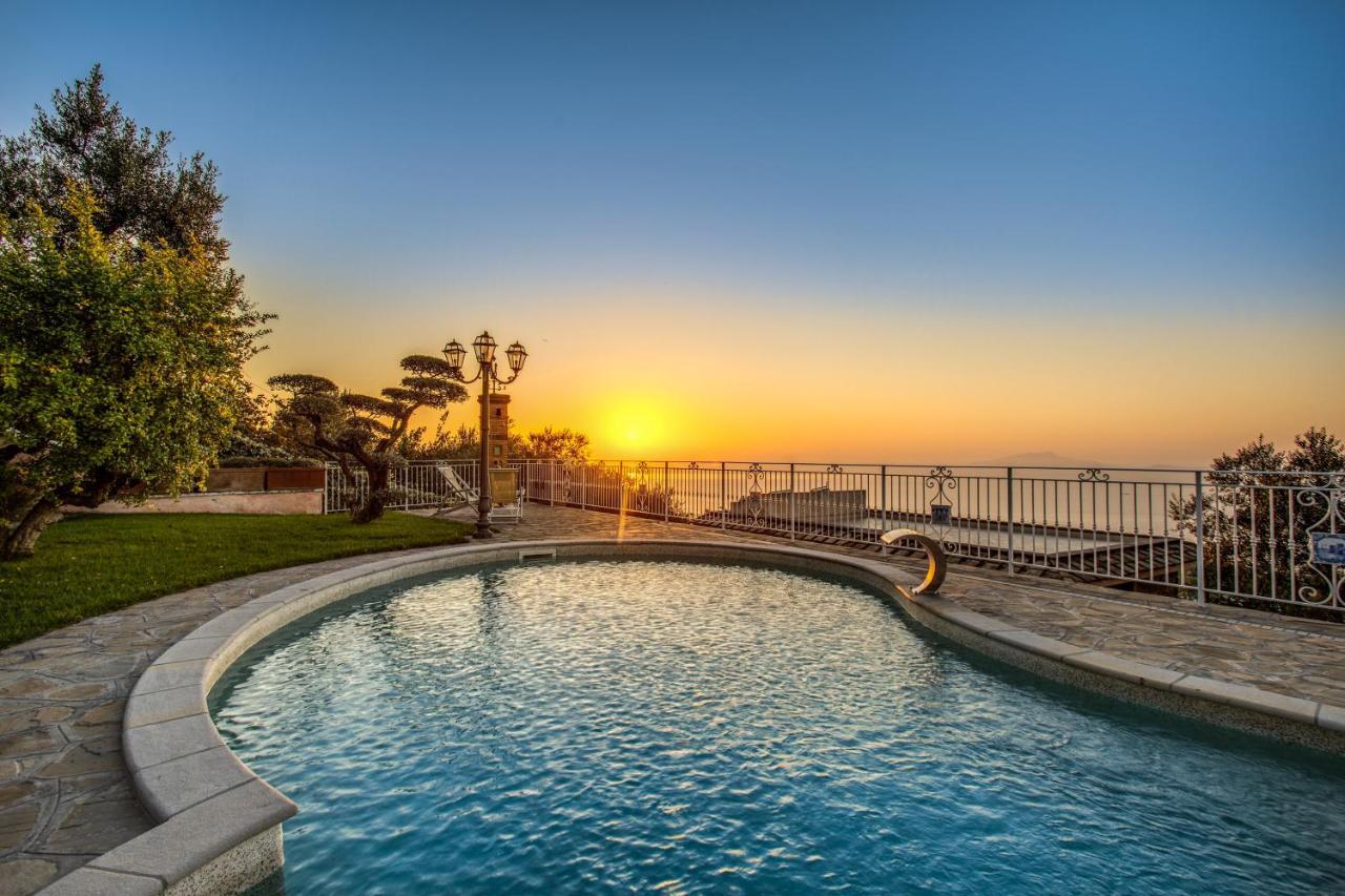 Villa Marika - Private Heated Pool Маса Лубрензе Екстериор снимка